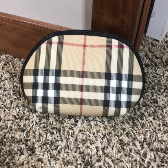 burberry nova check cosmetic bag